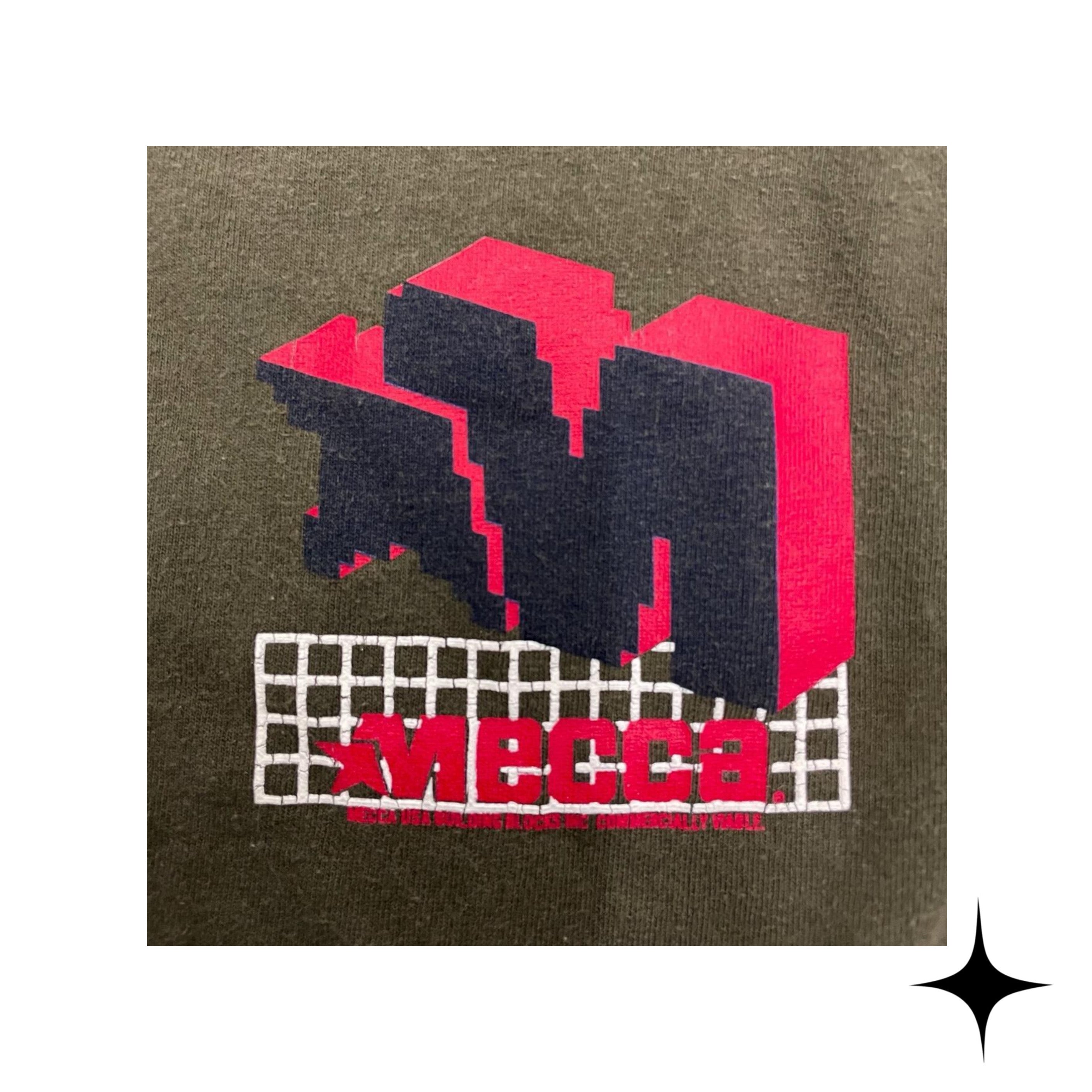 TEE 083